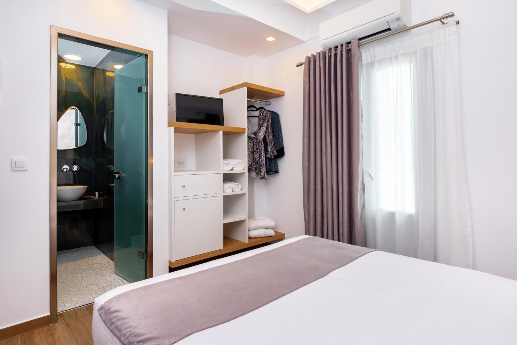 Deluxe Hotel Santorini Fira  Pokoj fotografie